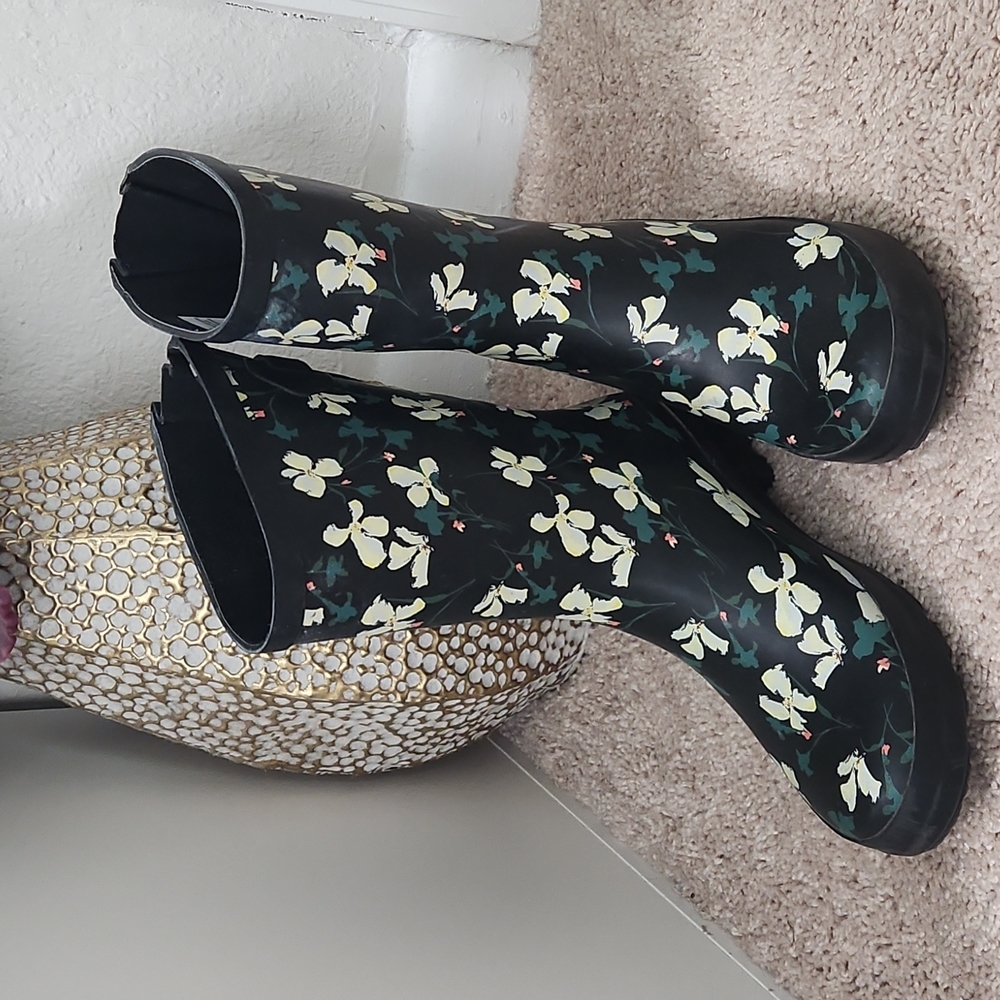 Rainboots